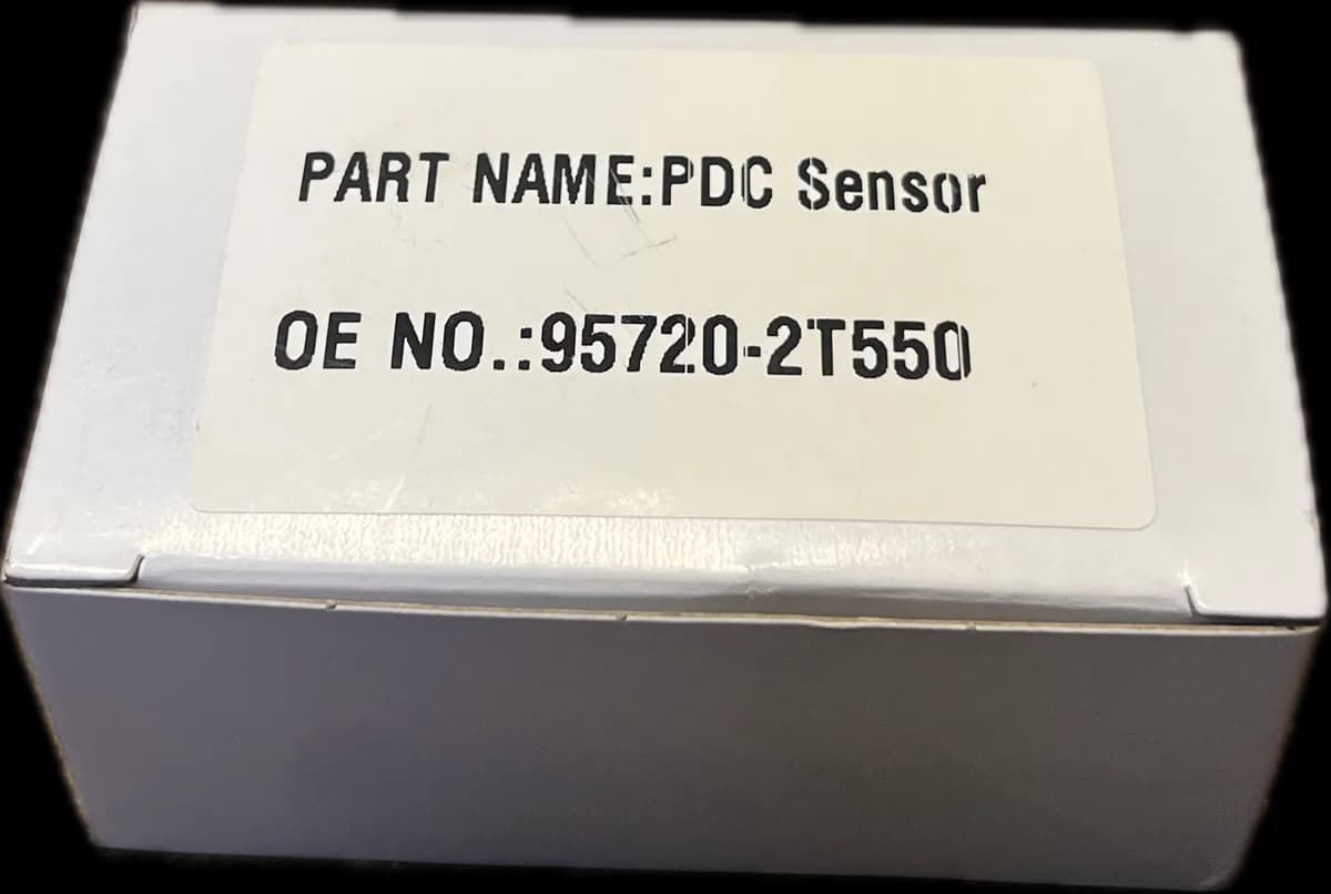 این محصول با رنگ خام عرضه می‌شود  برند RB2 شماره فنی 95720-2T550 - تصویر 2